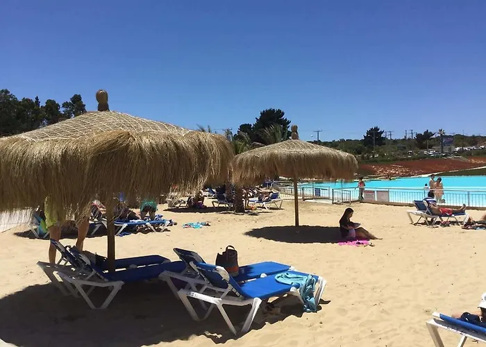 Laguna Bahía, Algarrobo